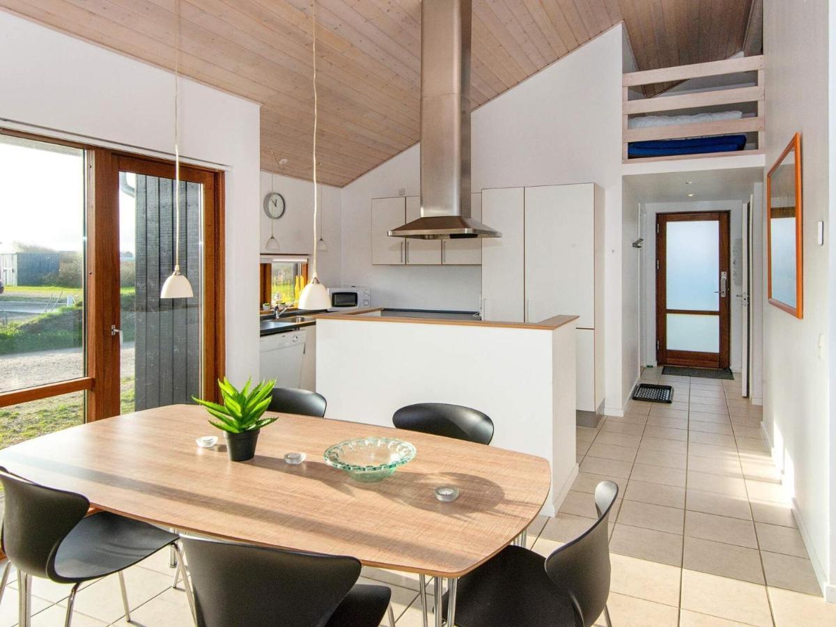 Three-Bedroom Holiday Home In Ulfborg 27 Thorsminde Dış mekan fotoğraf